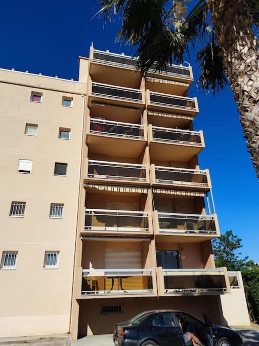 Studio 4 Pers Coeur Du Lavandou 5Mn A Pied Des Plages Le Lavandou Bagian luar foto